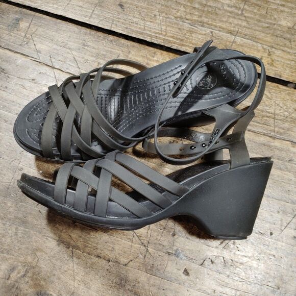 Crocs Sz 9 Shoes Huarache Wedge Sandals Ankle Strap Black - Picture 1 of 10